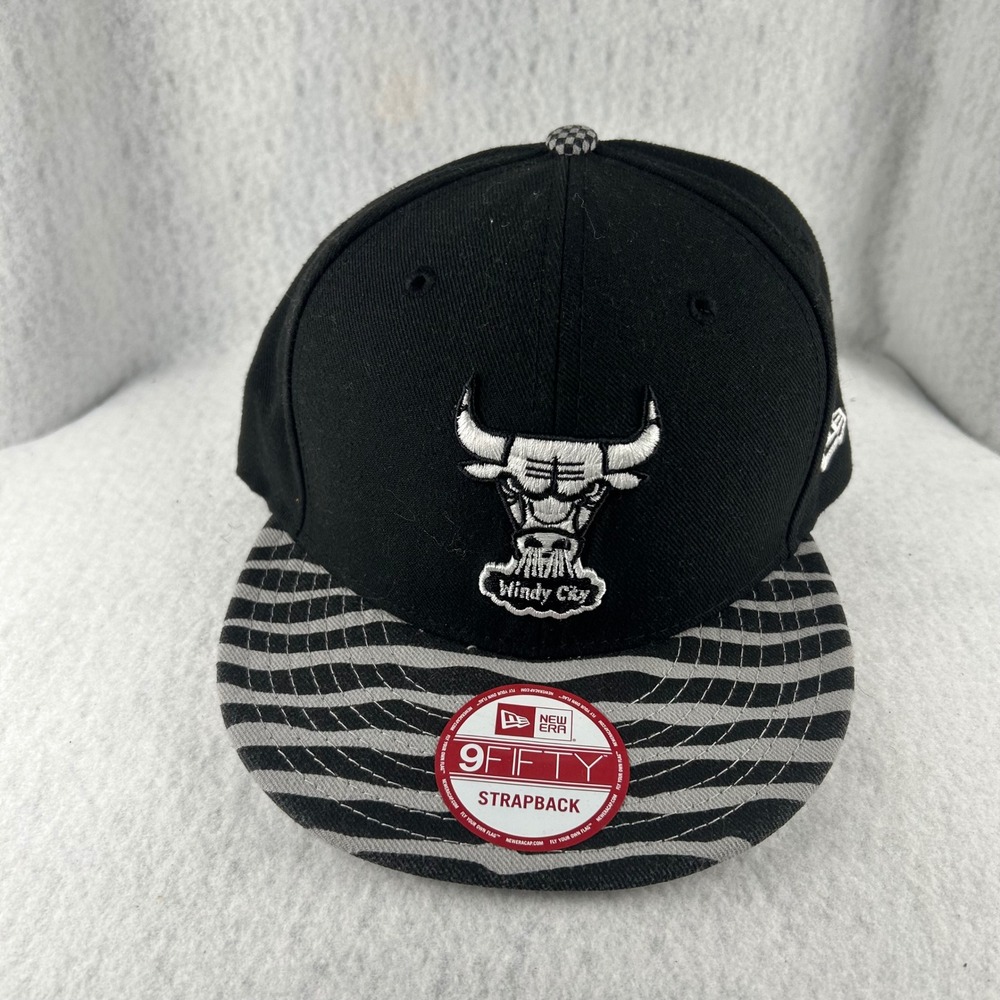 New Era Snapback Hat Mens OSFM Black Chicago Bulls Windy‎ City Zebra Stripe NBA